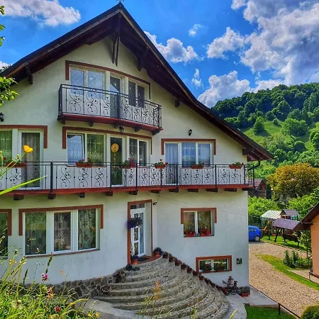 Casa Destinatia Perfecta Moieciu Vendégház Alsómoécs